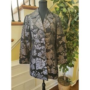 White House Black Market Floral Trench Sm